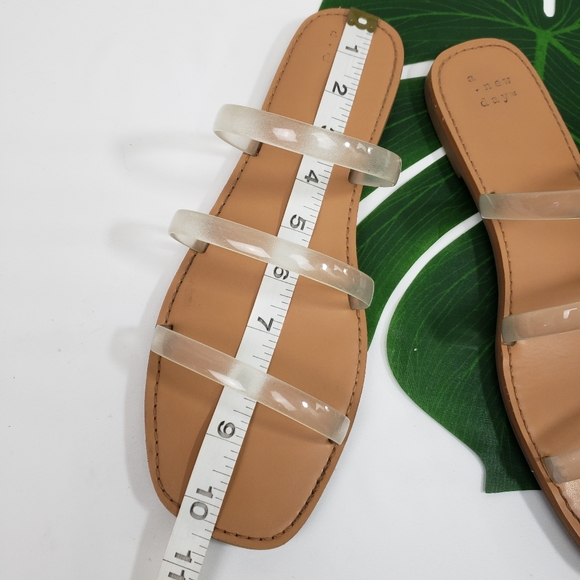 A NEW Day Sandals - Picture 9 of 10